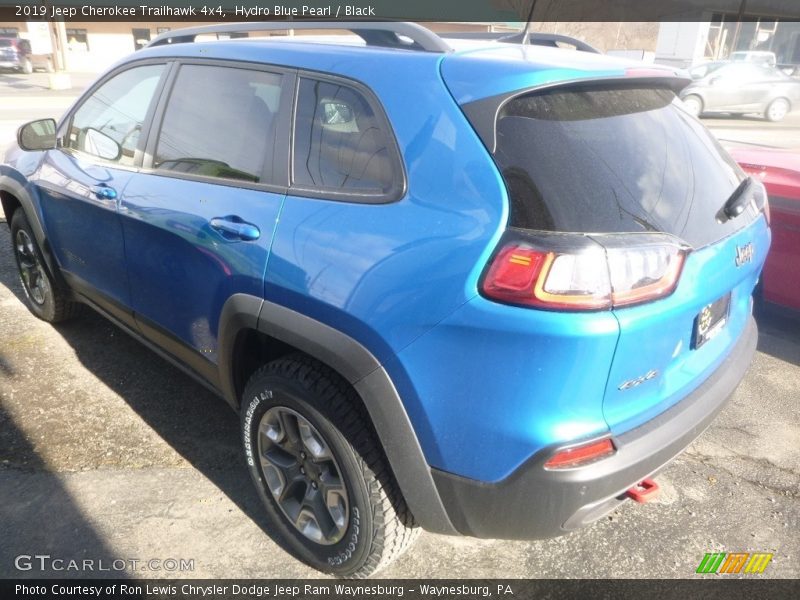 Hydro Blue Pearl / Black 2019 Jeep Cherokee Trailhawk 4x4