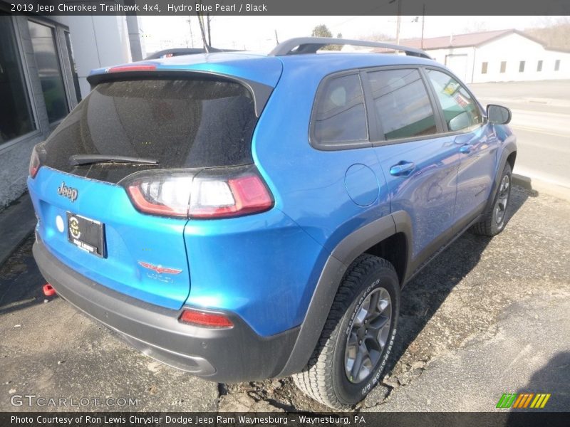 Hydro Blue Pearl / Black 2019 Jeep Cherokee Trailhawk 4x4