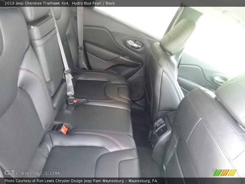 Hydro Blue Pearl / Black 2019 Jeep Cherokee Trailhawk 4x4