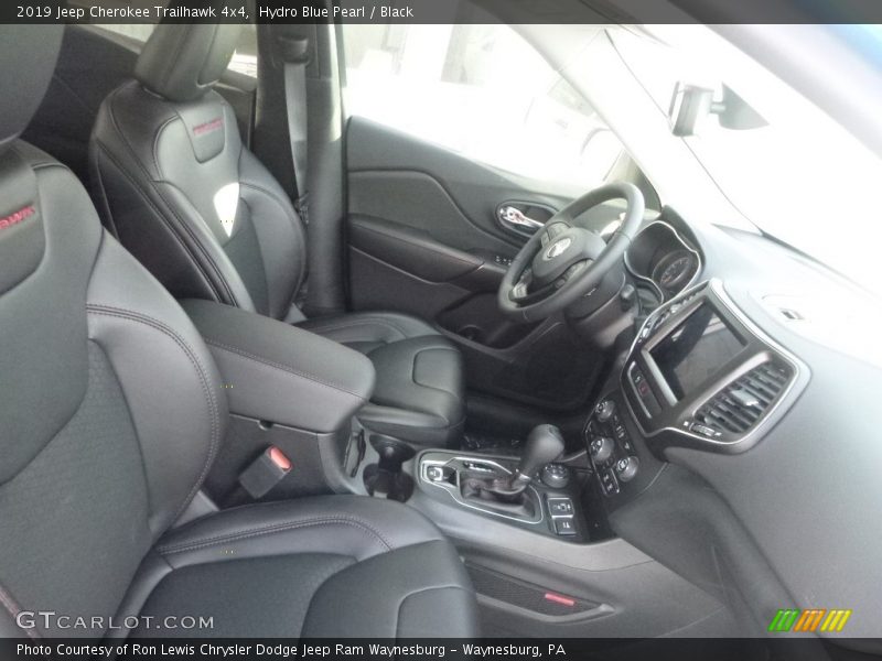 Hydro Blue Pearl / Black 2019 Jeep Cherokee Trailhawk 4x4