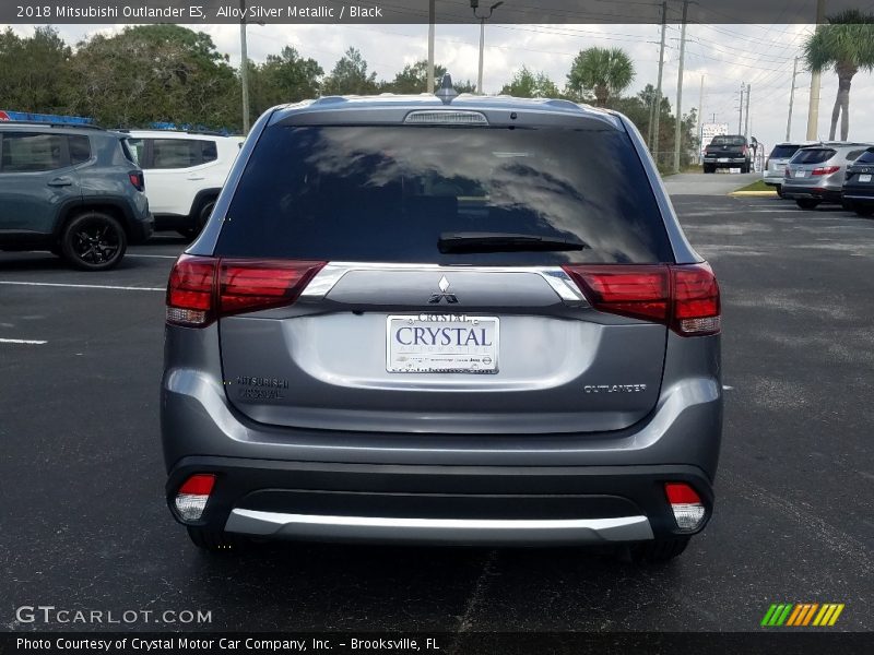 Alloy Silver Metallic / Black 2018 Mitsubishi Outlander ES