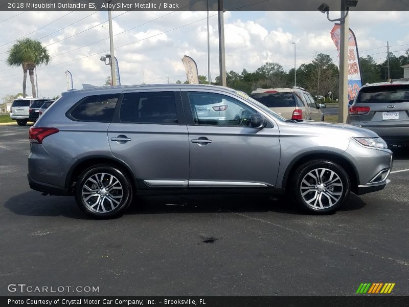 Alloy Silver Metallic / Black 2018 Mitsubishi Outlander ES