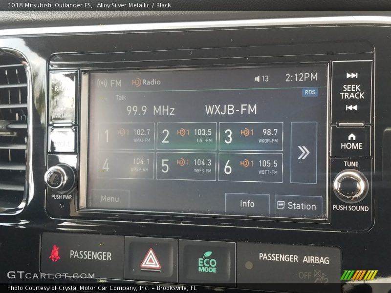 Alloy Silver Metallic / Black 2018 Mitsubishi Outlander ES