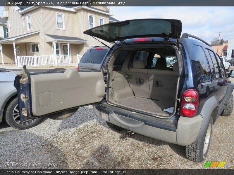 Midnight Blue Pearl / Medium Slate Gray 2007 Jeep Liberty Sport 4x4