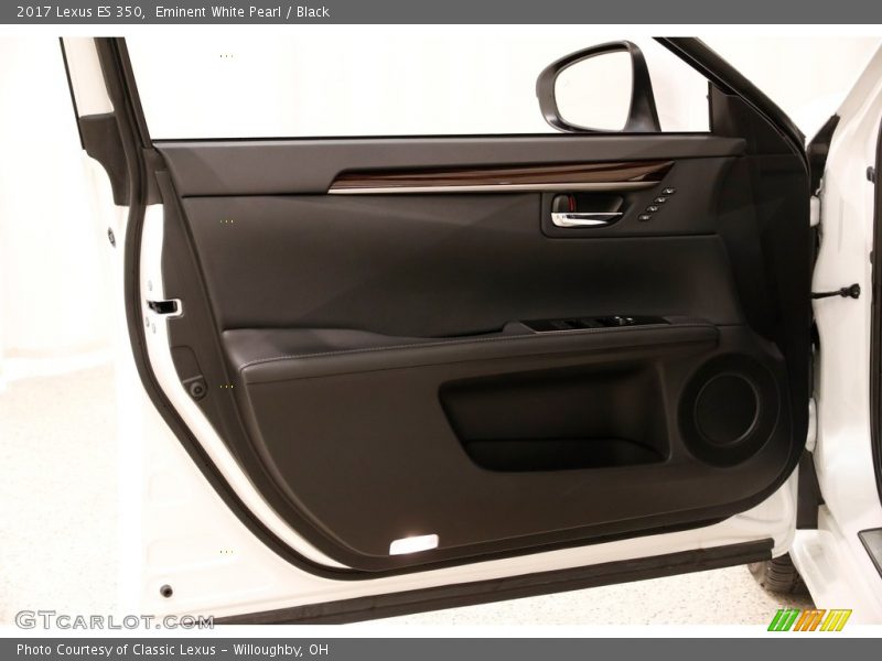 Eminent White Pearl / Black 2017 Lexus ES 350