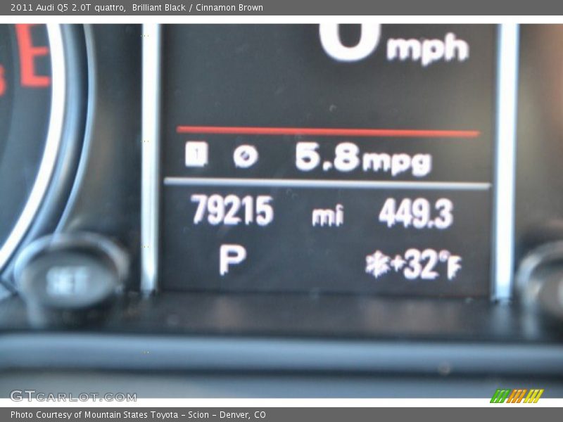 Brilliant Black / Cinnamon Brown 2011 Audi Q5 2.0T quattro