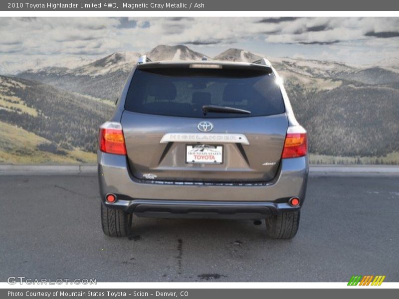 Magnetic Gray Metallic / Ash 2010 Toyota Highlander Limited 4WD