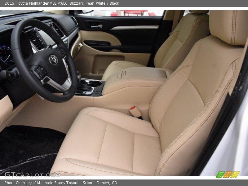 Blizzard Pearl White / Black 2019 Toyota Highlander XLE AWD