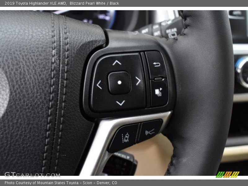 Blizzard Pearl White / Black 2019 Toyota Highlander XLE AWD