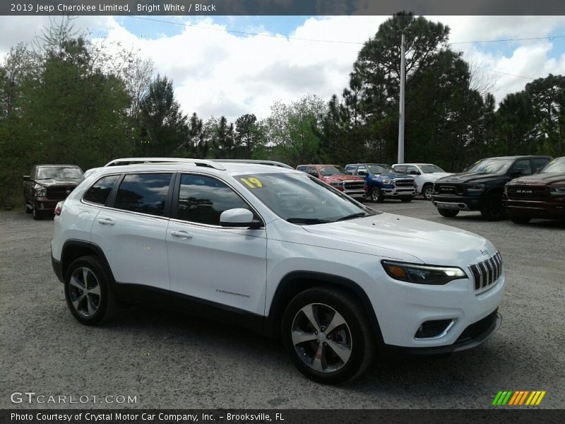 Bright White / Black 2019 Jeep Cherokee Limited