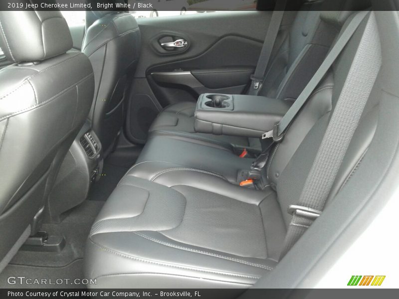 Bright White / Black 2019 Jeep Cherokee Limited