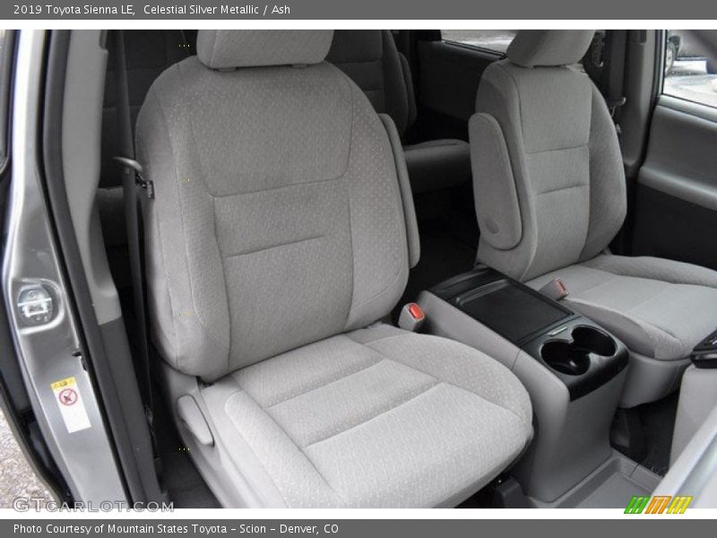 Celestial Silver Metallic / Ash 2019 Toyota Sienna LE