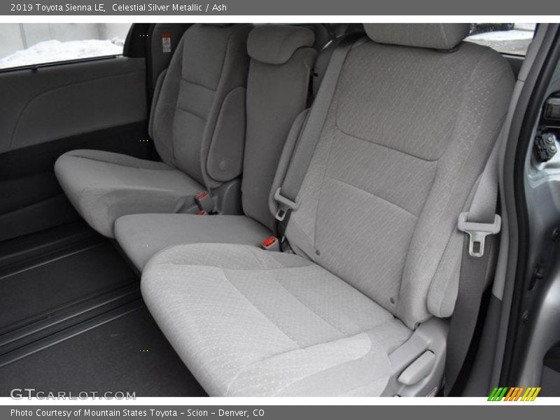 Celestial Silver Metallic / Ash 2019 Toyota Sienna LE