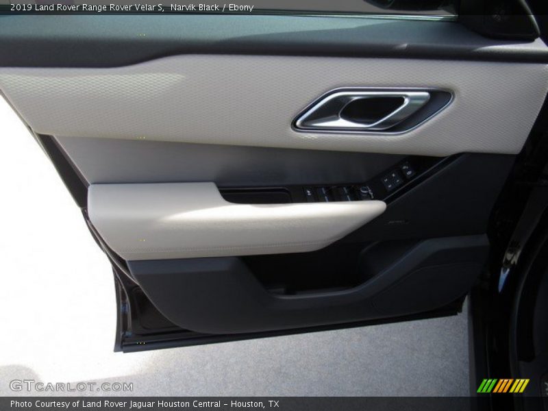 Narvik Black / Ebony 2019 Land Rover Range Rover Velar S