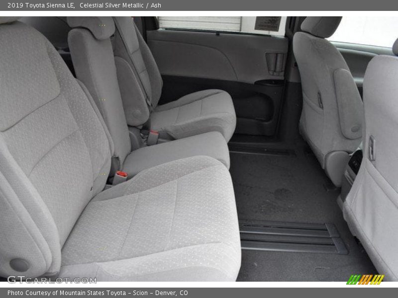 Celestial Silver Metallic / Ash 2019 Toyota Sienna LE