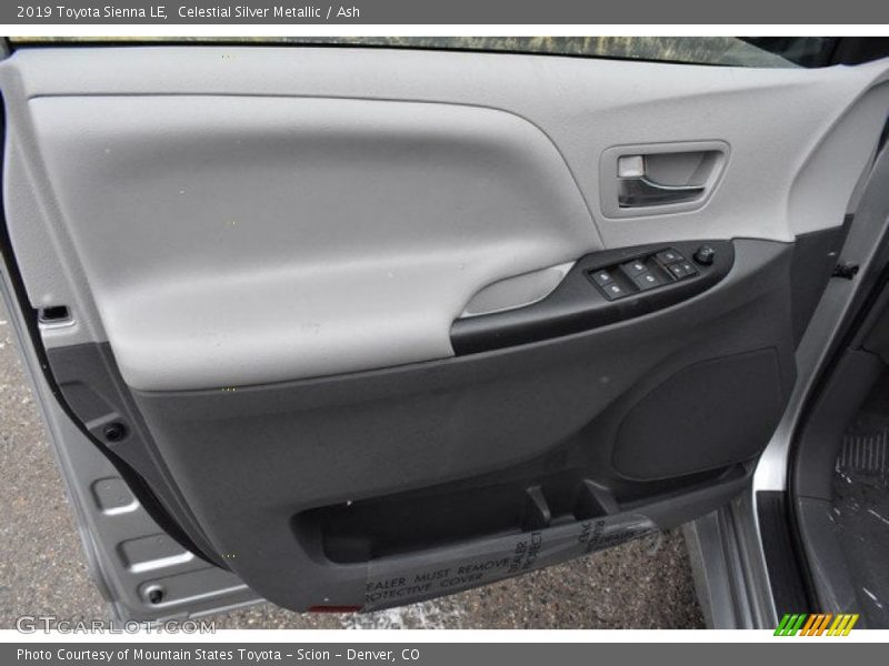 Celestial Silver Metallic / Ash 2019 Toyota Sienna LE