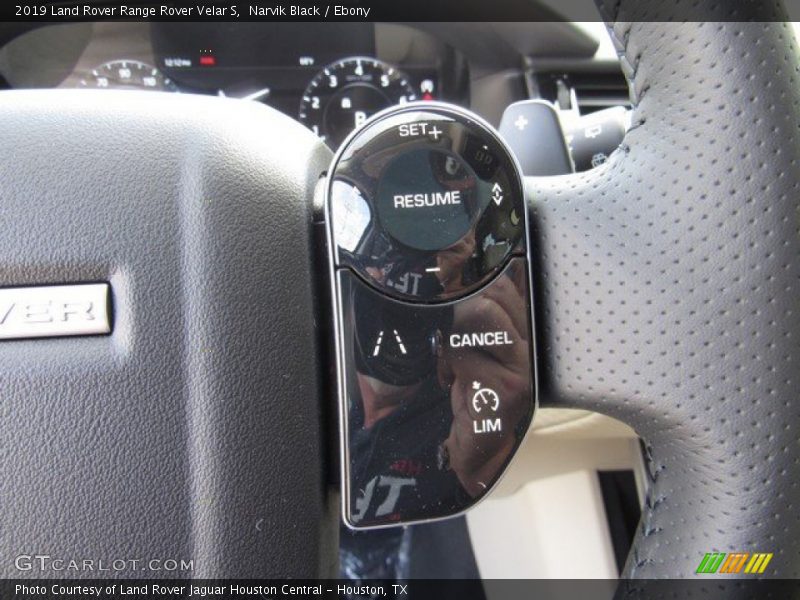 Narvik Black / Ebony 2019 Land Rover Range Rover Velar S