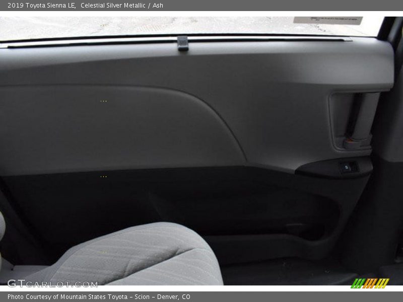 Celestial Silver Metallic / Ash 2019 Toyota Sienna LE