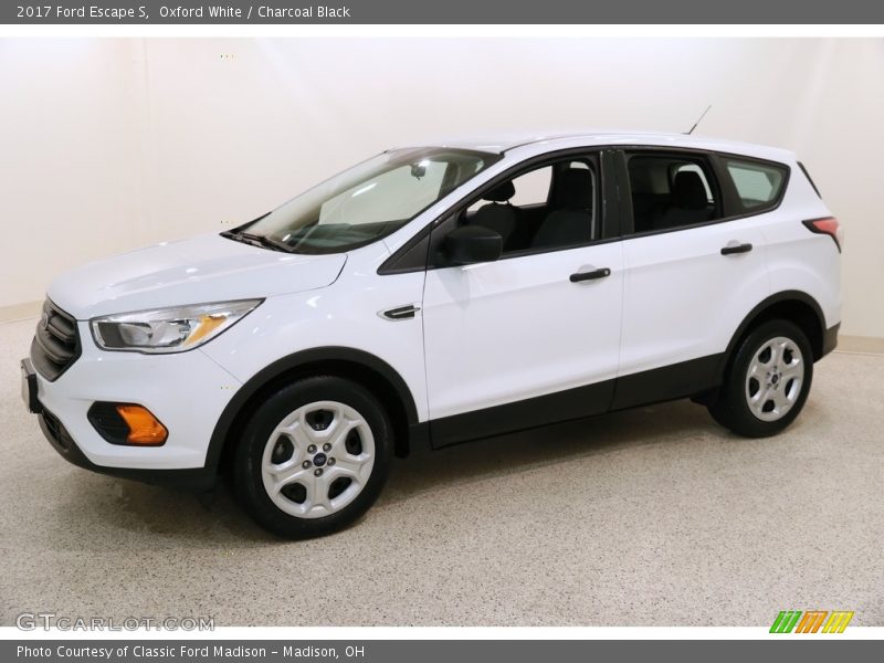Oxford White / Charcoal Black 2017 Ford Escape S