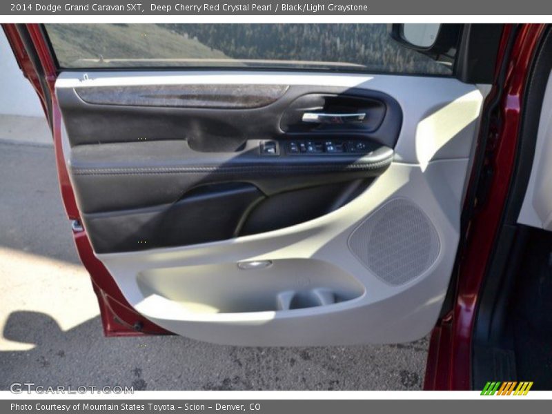 Deep Cherry Red Crystal Pearl / Black/Light Graystone 2014 Dodge Grand Caravan SXT