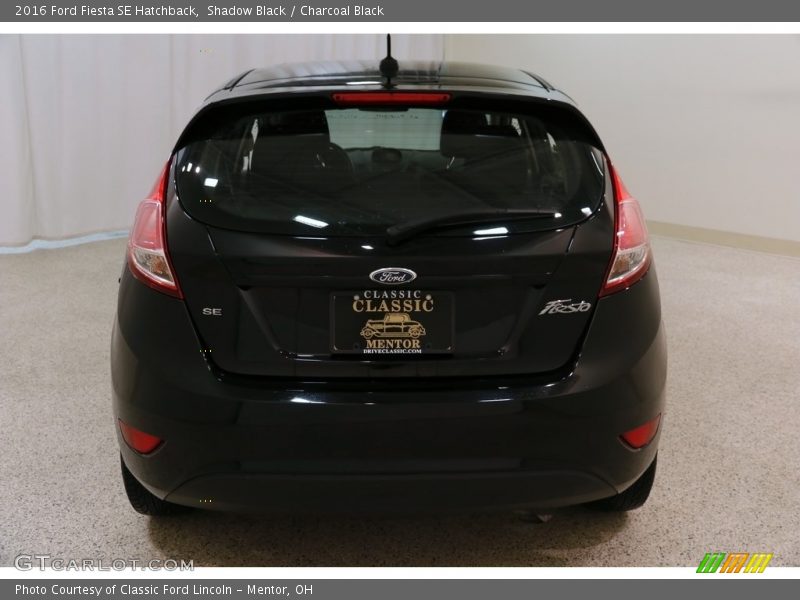 Shadow Black / Charcoal Black 2016 Ford Fiesta SE Hatchback