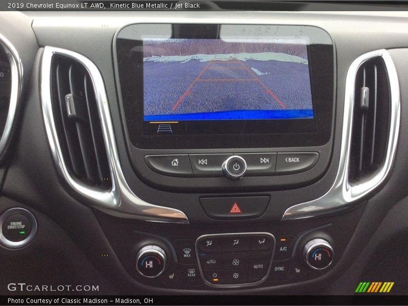 Kinetic Blue Metallic / Jet Black 2019 Chevrolet Equinox LT AWD