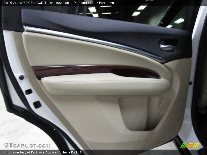 White Diamond Pearl / Parchment 2016 Acura MDX SH-AWD Technology