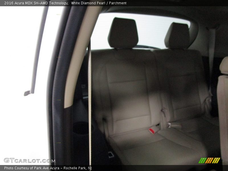 White Diamond Pearl / Parchment 2016 Acura MDX SH-AWD Technology