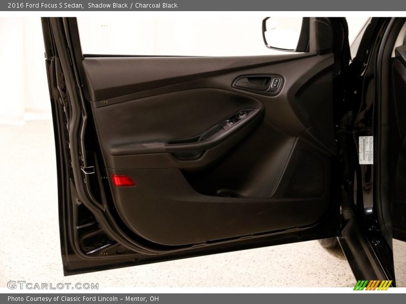 Shadow Black / Charcoal Black 2016 Ford Focus S Sedan