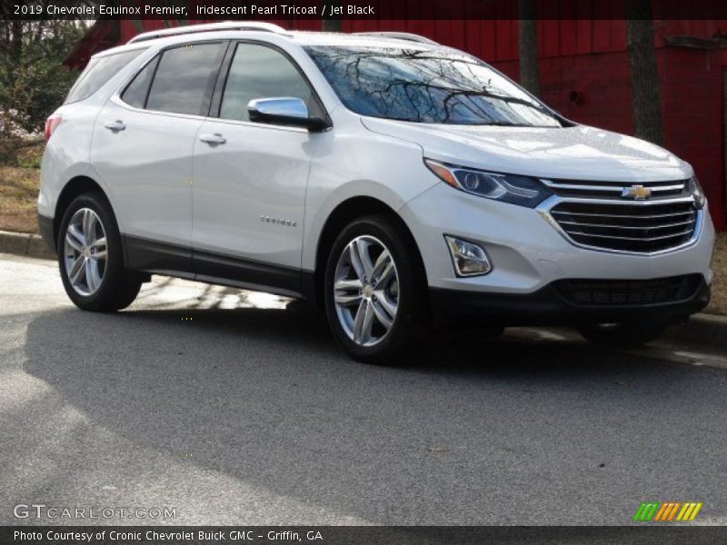 Iridescent Pearl Tricoat / Jet Black 2019 Chevrolet Equinox Premier