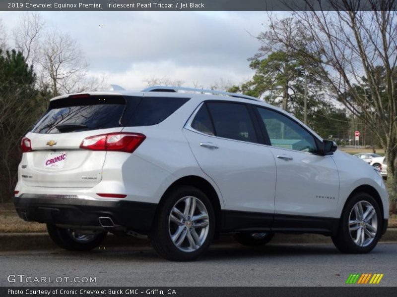 Iridescent Pearl Tricoat / Jet Black 2019 Chevrolet Equinox Premier