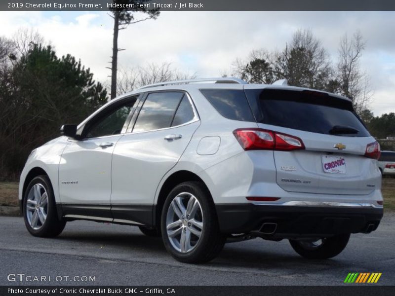 Iridescent Pearl Tricoat / Jet Black 2019 Chevrolet Equinox Premier