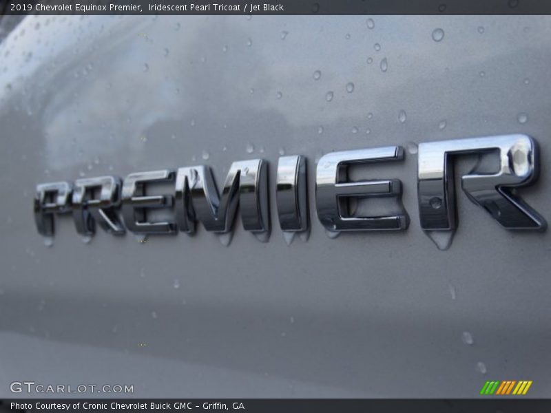 Iridescent Pearl Tricoat / Jet Black 2019 Chevrolet Equinox Premier