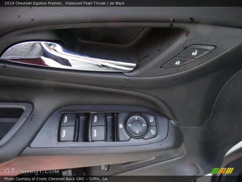 Iridescent Pearl Tricoat / Jet Black 2019 Chevrolet Equinox Premier