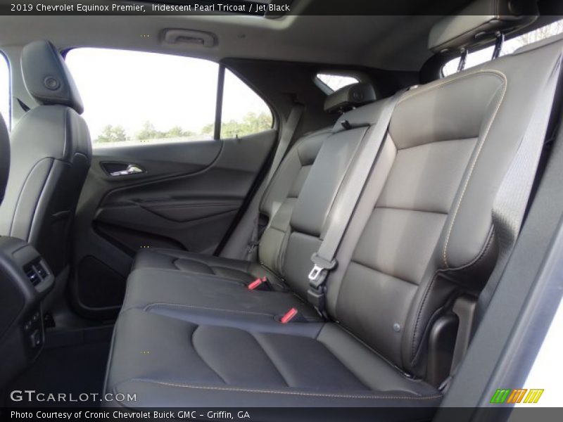 Iridescent Pearl Tricoat / Jet Black 2019 Chevrolet Equinox Premier