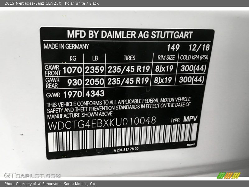 Polar White / Black 2019 Mercedes-Benz GLA 250
