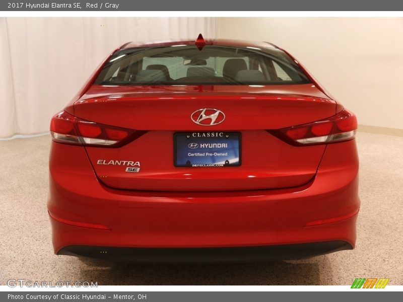 Red / Gray 2017 Hyundai Elantra SE