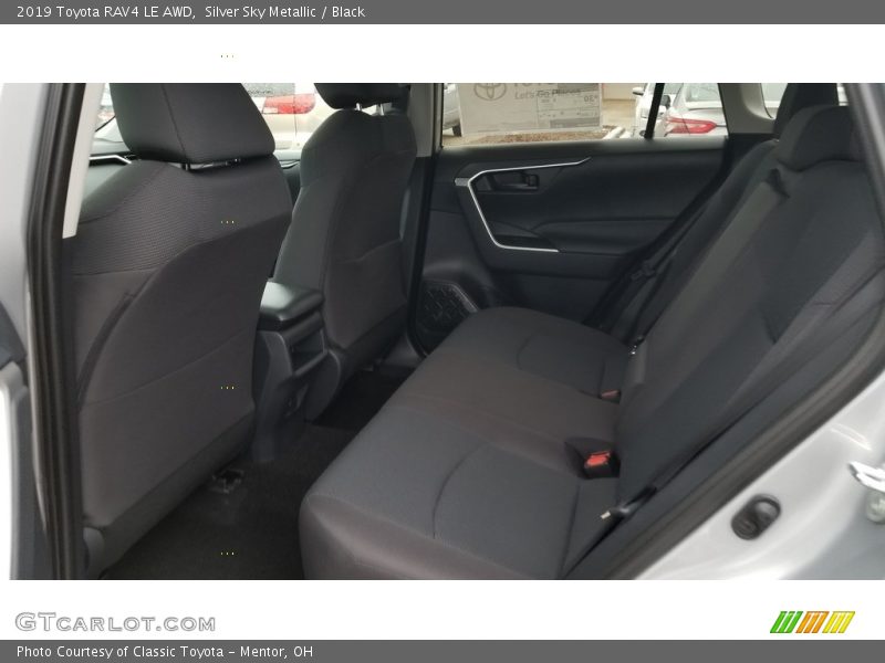 Silver Sky Metallic / Black 2019 Toyota RAV4 LE AWD