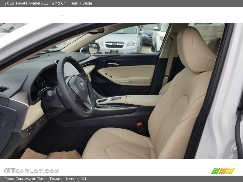 Wind Chill Pearl / Beige 2019 Toyota Avalon XLE