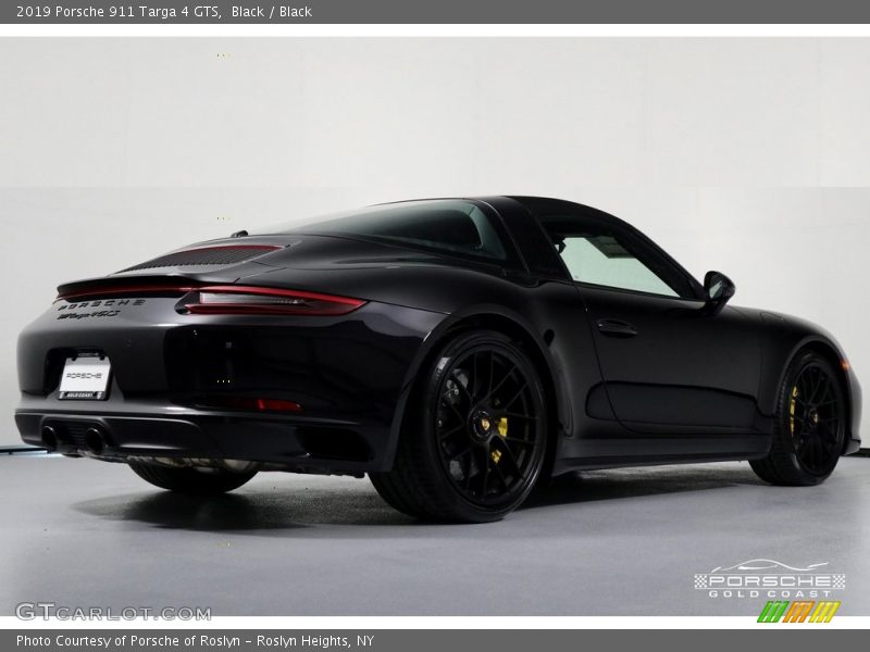 Black / Black 2019 Porsche 911 Targa 4 GTS