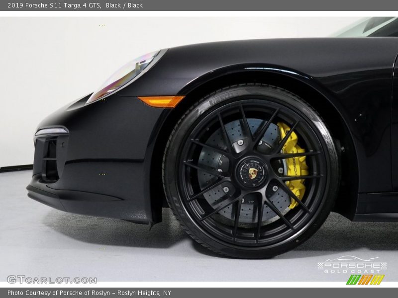 Black / Black 2019 Porsche 911 Targa 4 GTS