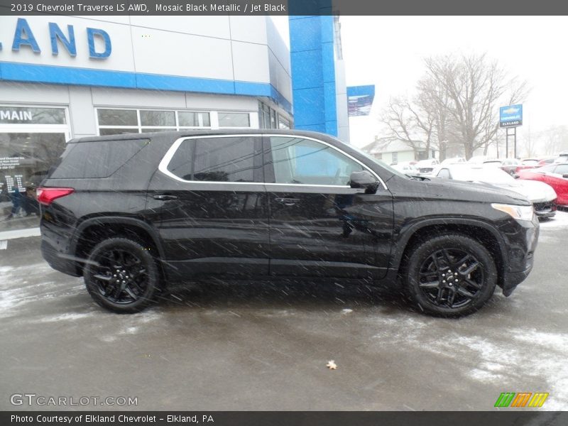 Mosaic Black Metallic / Jet Black 2019 Chevrolet Traverse LS AWD