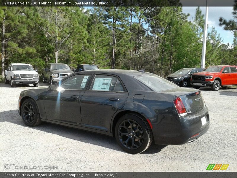Maximum Steel Metallic / Black 2019 Chrysler 300 Touring