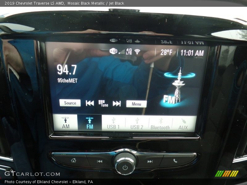 Mosaic Black Metallic / Jet Black 2019 Chevrolet Traverse LS AWD