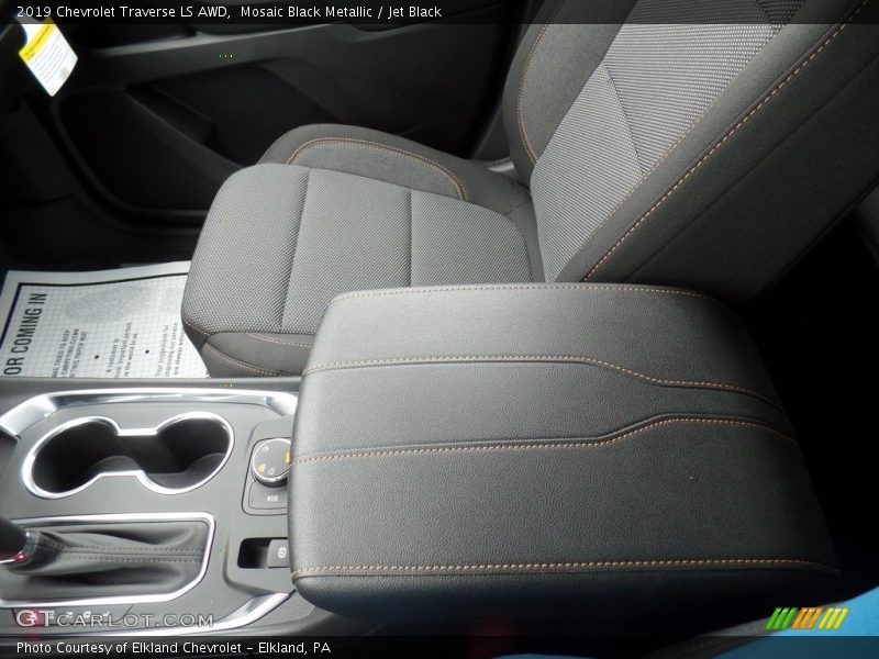 Mosaic Black Metallic / Jet Black 2019 Chevrolet Traverse LS AWD