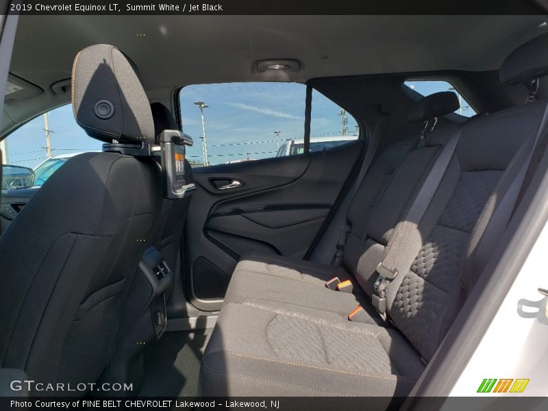 Summit White / Jet Black 2019 Chevrolet Equinox LT