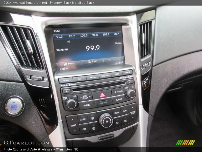 Phantom Black Metallic / Black 2014 Hyundai Sonata Limited
