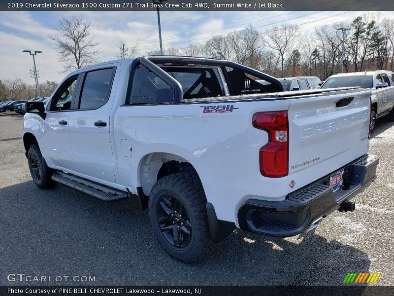 Summit White / Jet Black 2019 Chevrolet Silverado 1500 Custom Z71 Trail Boss Crew Cab 4WD