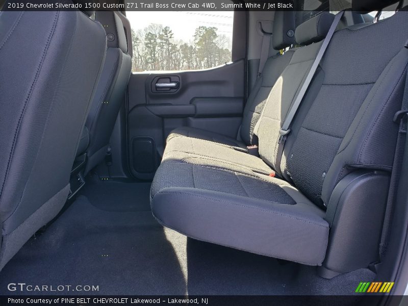 Summit White / Jet Black 2019 Chevrolet Silverado 1500 Custom Z71 Trail Boss Crew Cab 4WD