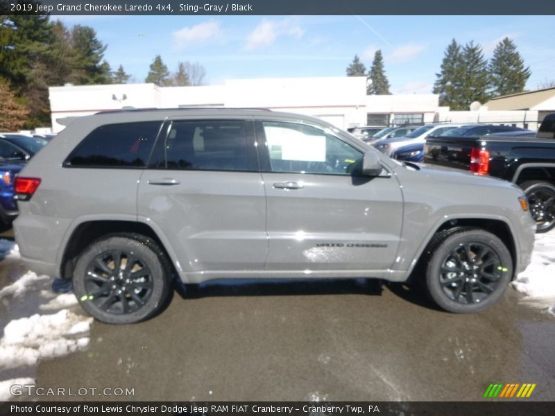 Sting-Gray / Black 2019 Jeep Grand Cherokee Laredo 4x4